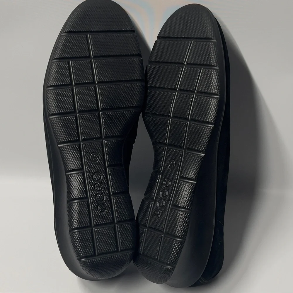 ECCO women’s Size EU 38 US 7 1/2 Black Ballet Flats